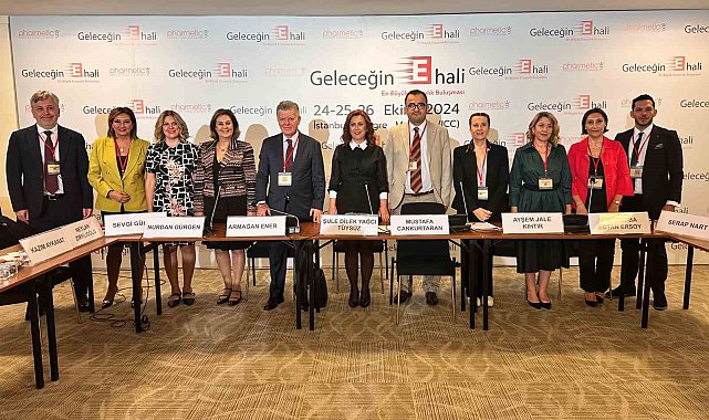 Geleceğin E hali Kongresi'nde binlerce eczacı bir araya geldi