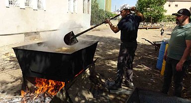 Gercüş'te dev kazanlarda bulgur kaynatma geleneği devam ediyor