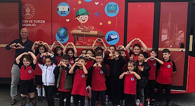 Gezici Kütüphane'den 12 bin kişiye hizmet