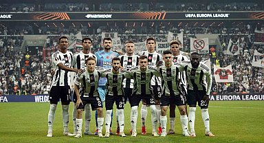 Giovanni van Bronckhorst'tan 3 değişiklik