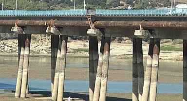 Gölde el bombası çıktı