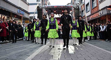 Gümüşhane'de 27. Kuşburnu Festivali başladı