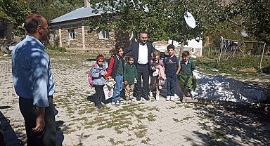 Hakkari Müftüsü Okuş köyleri ziyaret etti