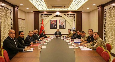 Hakkari'de "Acil Çağrı Hizmetleri Dönem Toplantısı" yapıldı