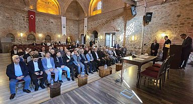 Harmancık'ta kurucu başkan Kadir Uzun, yeniden göreve seçildi