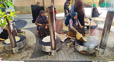 Hisarcık Şehitler Mahallesi'nde gözleme hayrı