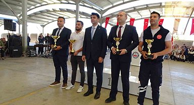 Hisarcık'ta başarılı öğrenciler ödüllendirildi