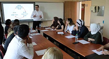 HKÜ'den 'Birlikte Yeniden Yeşermek' konferansı