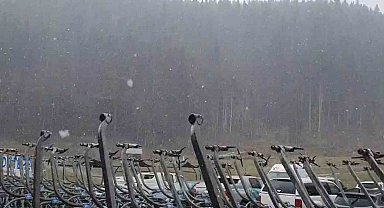 Ilgaz Dağı'nda kar yağışı etkili oluyor