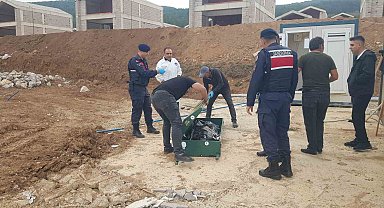 İnşaat işçisi banyoda ölü bulundu
