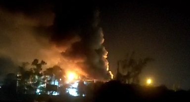 İran'da korkutan yangın: 1 ölü, 4 yaralı
