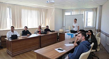 İŞKUR kampüste eğitimleri başladı