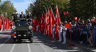 Isparta'da Cumhuriyetin 101'inci yılı coşkuyla kutlandı