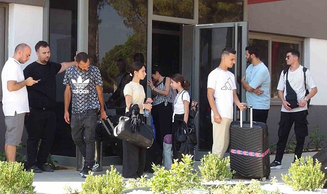 İsrail'in saldırılarından kaçanları taşıyan 5. gemi de geldi