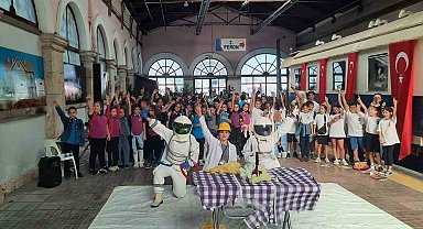 İzmir'de bilim ve teknoloji rüzgârı