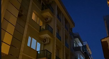 İzmir'de evinde yalnız yaşayan kadın bıçaklanmış halde ölü bulundu