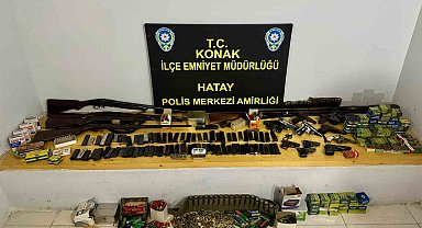 İzmir'de ölen kişinin evinden cephanelik çıktı