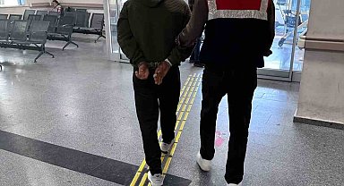 İzmir'de PKKKCKPYDYPG terör örgütü üyesi 3 kişi yakalandı