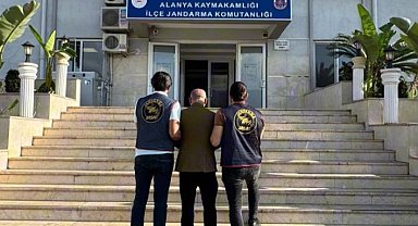 Jandarma, Antalya'da 72 saatte 211 aranan şahsı yakaladı