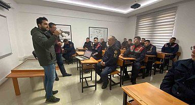 Jandarma personeline 'Canlı hayvan nakli' eğitimi verildi