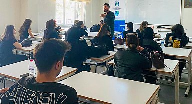 Kadın cinayetlerine dikkat çekmek için yürüdüler