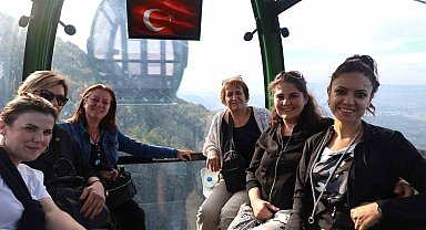 Kadın muhtarların teleferik heyecanı