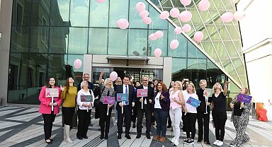 Kadın personele meme kanseri farkındalık eğitimi