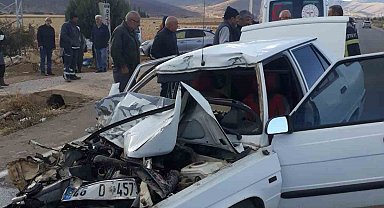 Kahramanmaraş'ta otomobil ile traktör çarpıştı: 1 yaralı