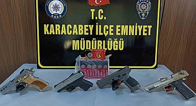 Karacabey'de bir evde 4 adet tabanca ele geçirildi