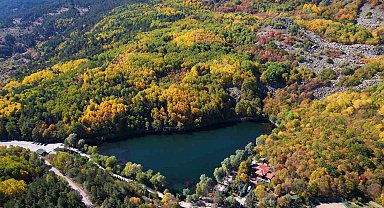Karagöl Tabiat Parkı ziyaretçilerini kendine hayran bırakıyor