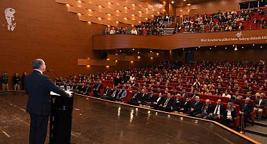 Karahocagil, "Kamu hizmeti görevi belli bir süreliğine emaneten verilir"