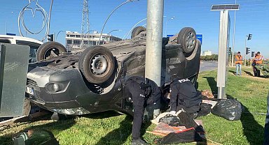 Karaman'da hafif ticari araçlar çarpıştı: 3 yaralı