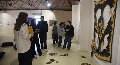 Karma sergi izleyicisiyle buluştu