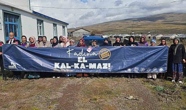 Kars'ta jandarma, erken yaştı zorla evlilikle ilgili bilgilendirme yapıyor