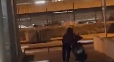 Kasklı motosiklet hırsızı önce kameraya, sonra polise yakalandı