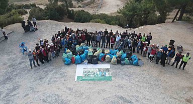 Kavşit Yaylası'nda ormanlar çöpten arındırıldı