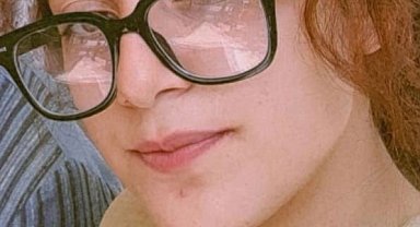 Kayıp liseli kız polise teslim oldu