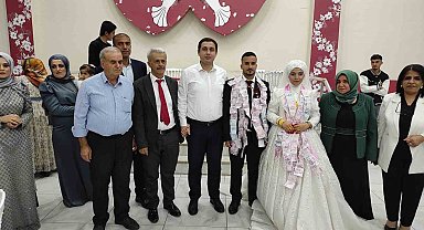 Kaymakam Başar, şehit ailesini mutlu gününde yalnız bırakmadı