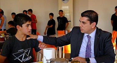 Kaymakam Gürbüz okulları gezdi