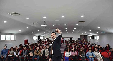 Kaymakam Omurca, Buharkent'e veda etti