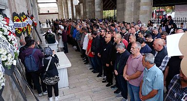 Kazada ölen doktor Edirne'de defnedildi