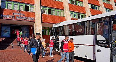 Kendilerini polis olarak tanıtıp 3 milyon TL vurgun yapan 8 kişi tutuklandı