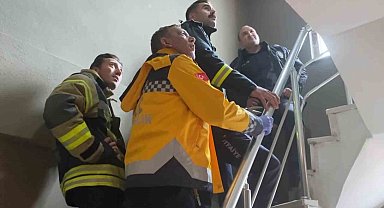 Kendisinden haber alınamayan vatandaş, evde uyurken bulundu