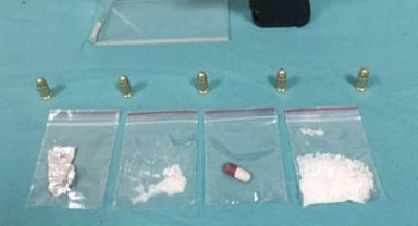 Kesinleşmiş hapis cezasıyla aranan 2 şüpheli yakalandı