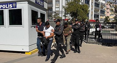 Kilis'te göçmen kaçakçılığı yapan 5 organizatör tutuklandı