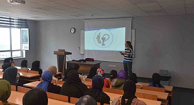 Kız Anadolu İmam Hatip Lisesi'ne Düzce Üniversitesi tanıtıldı