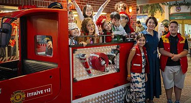 Kız çocukları daha iyi bir dünya, erkek çocukları araba hayal ediyor