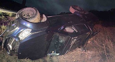 Kontrolden çıkan cip şarampole devrildi: 1 yaralı