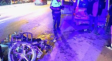Konya'da hafif ticari araçla motosiklet çarpıştı: 1 yaralı