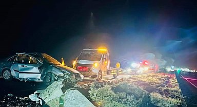 Konya'da otomobil kontrolden çıktı: 4 yaralı